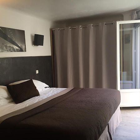 ז'ואן-לה-פינס Brit Hotel Colbert מראה חיצוני תמונה