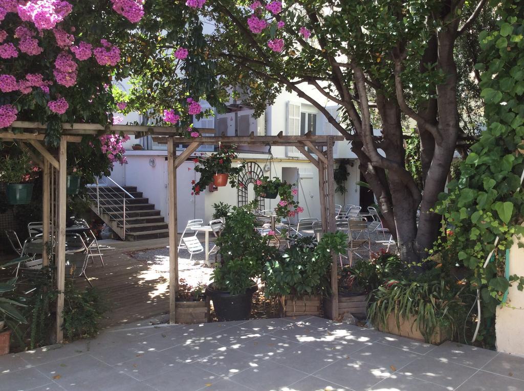 ז'ואן-לה-פינס Brit Hotel Colbert מראה חיצוני תמונה