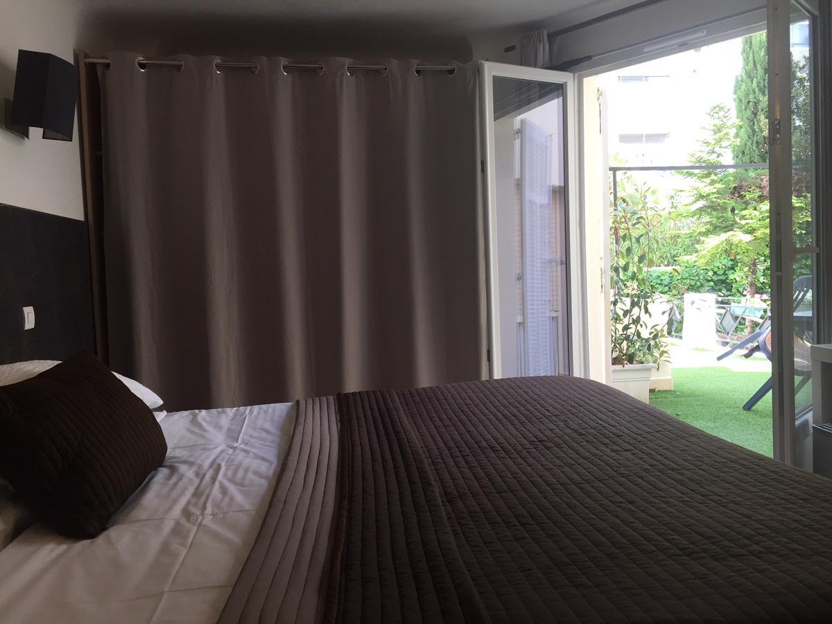 ז'ואן-לה-פינס Brit Hotel Colbert מראה חיצוני תמונה