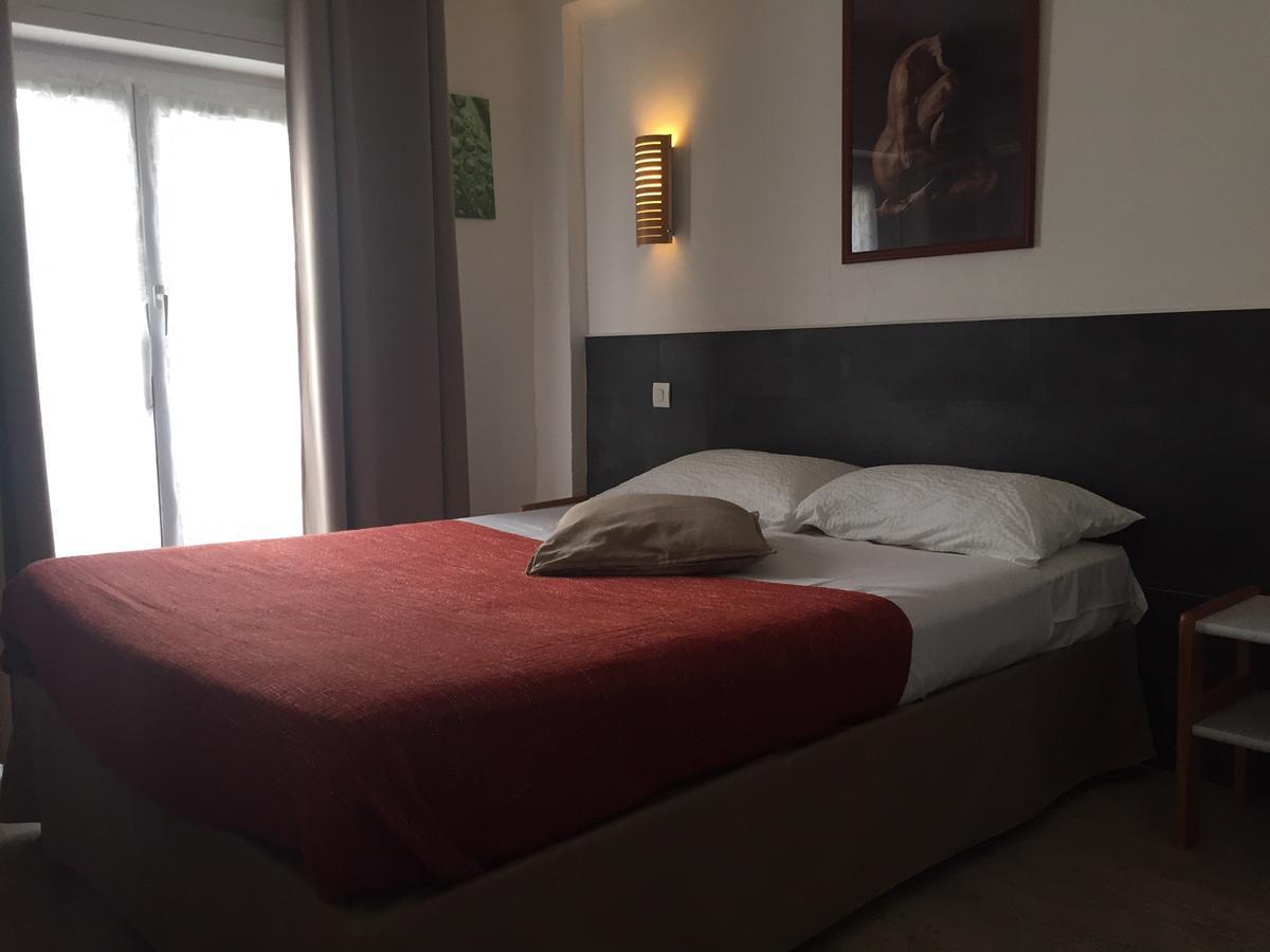 ז'ואן-לה-פינס Brit Hotel Colbert מראה חיצוני תמונה