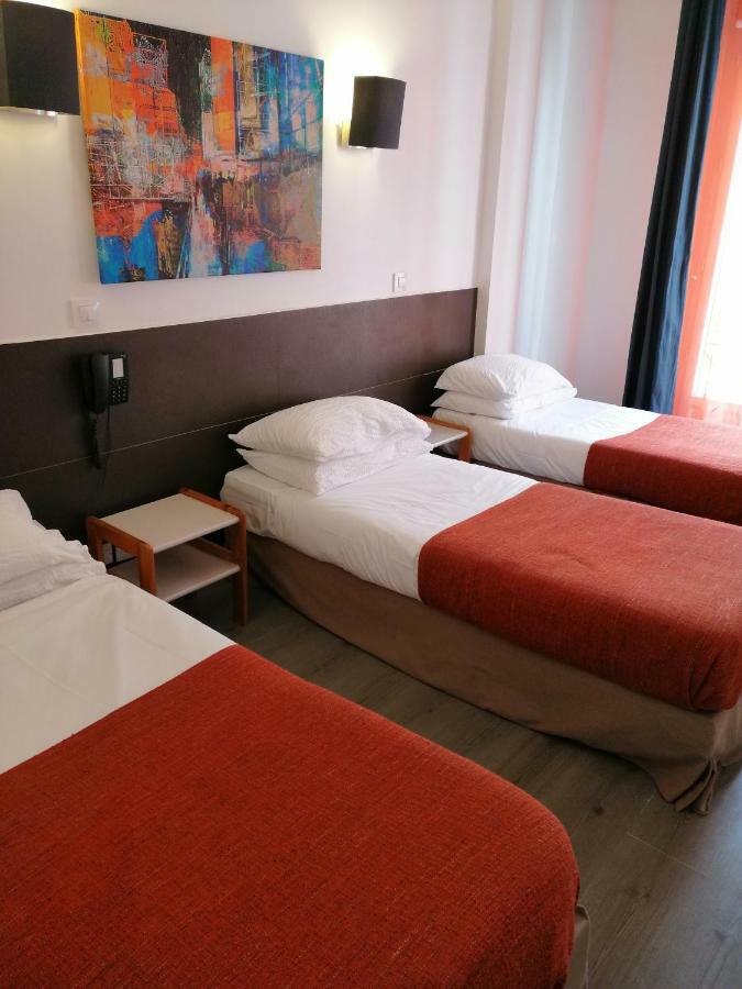 ז'ואן-לה-פינס Brit Hotel Colbert מראה חיצוני תמונה