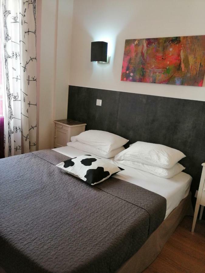 ז'ואן-לה-פינס Brit Hotel Colbert מראה חיצוני תמונה